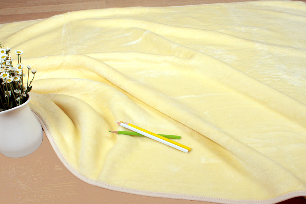 Элитный плед детский Бамбук 269 02 жёлтый от Luxberry