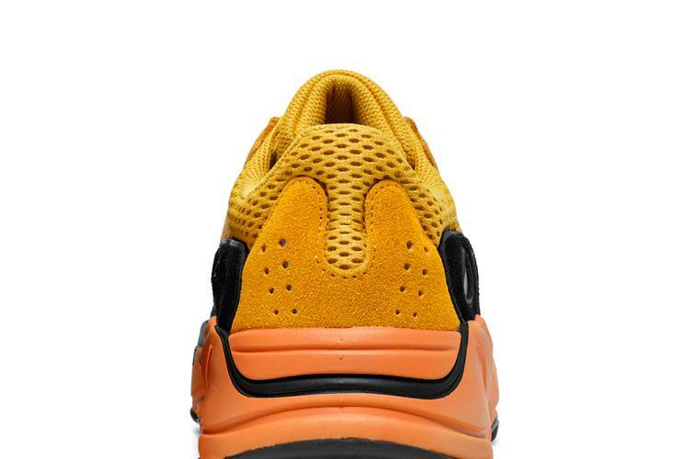 Кроссовки Adidas Originals Yeezy Boost 700 "Sun"