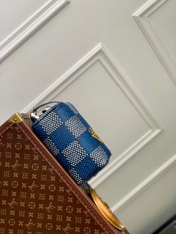 Louis Vuitton Locker Dopp Kit