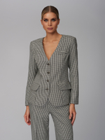 Женский серый костюм без ворота в клетку «гусиная лапка»