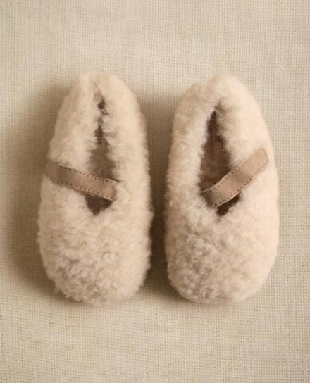 ZARA HOME ДЕТСКИЕ ТАПОЧКИ ИЗ ИСКУССТВЕННОЙ ОВЧИНЫ, ЭКРЮ