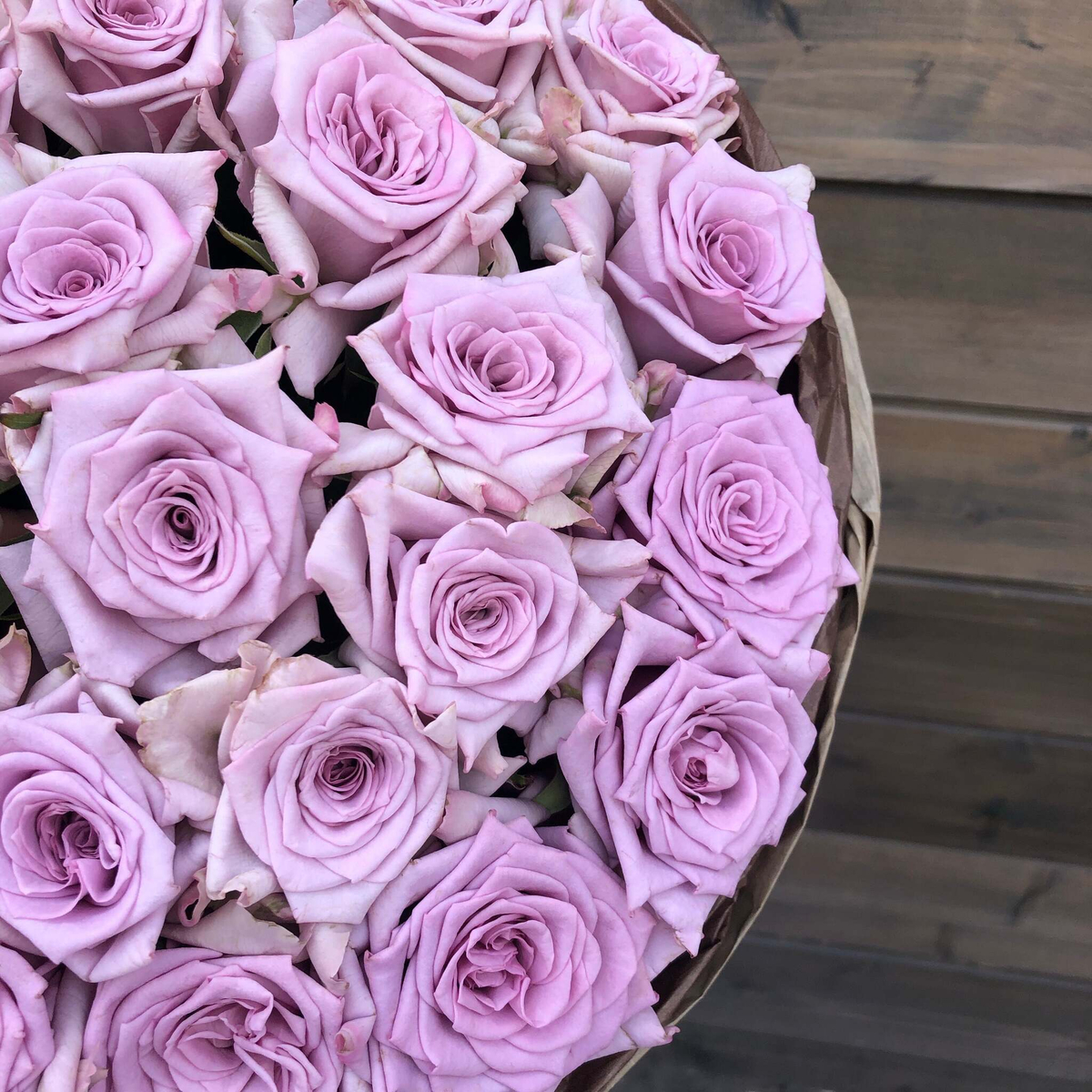 ×2 Авангард — букет интерьерных лунных роз