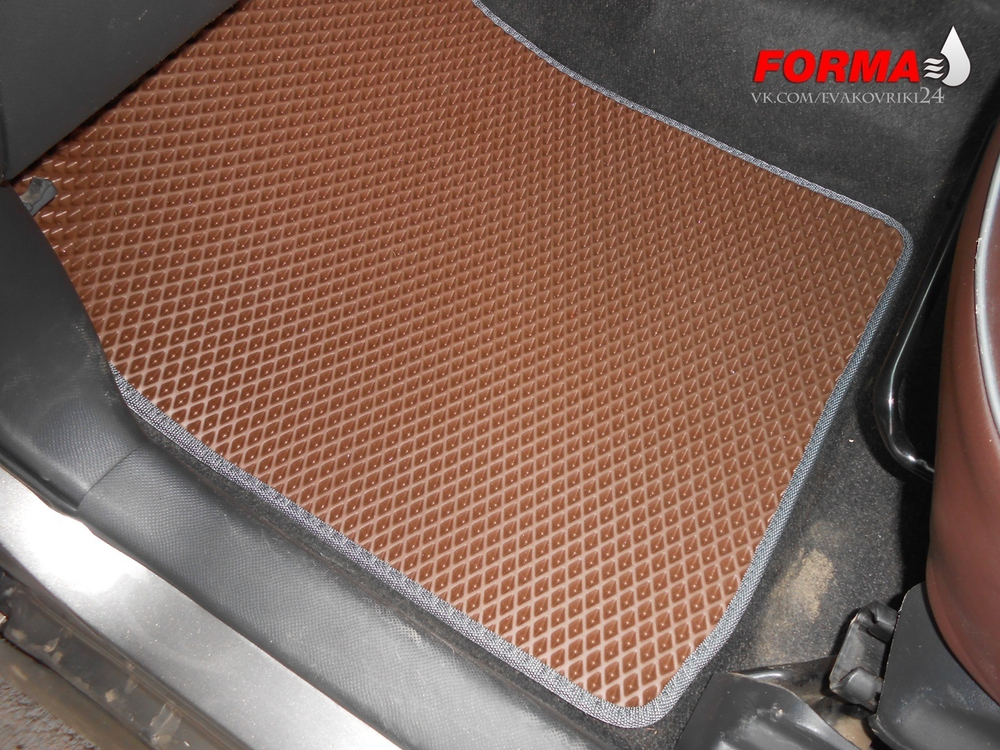 Toyota Ractis 1 поколение P100 (10.2005 - 10.2010) 2WD