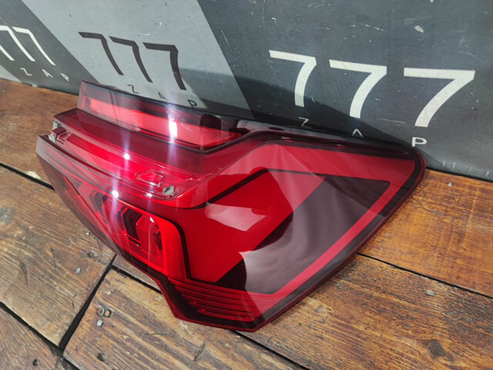 Фонарь задний правый Audi A6 (C8) 18-нв Б/У Оригинал 4K5945092