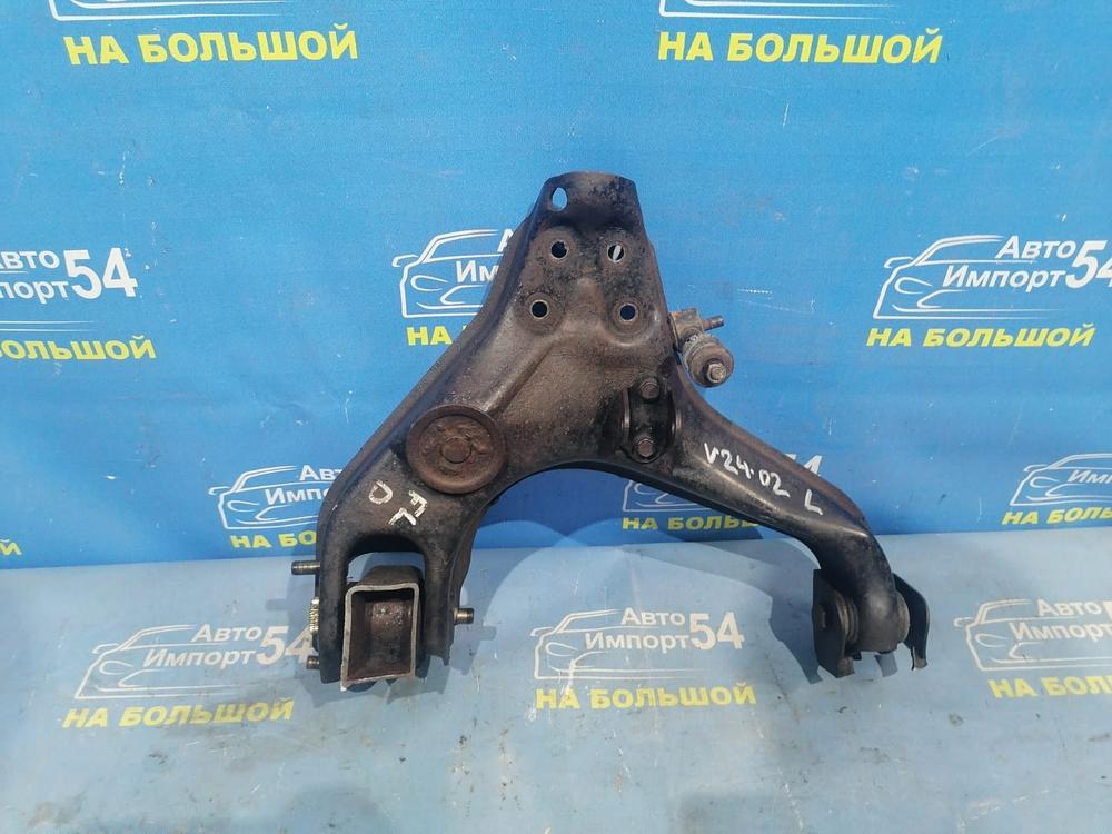 Рычаг передний левый MITSUBISHI PAJERO 1994