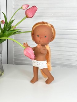 Кукла Nines виниловая 30см PIPPA LATINA без одежды (2899WL1)