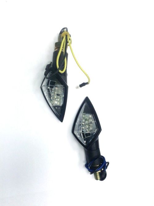 Поворотники светодиодные универсальные L-180