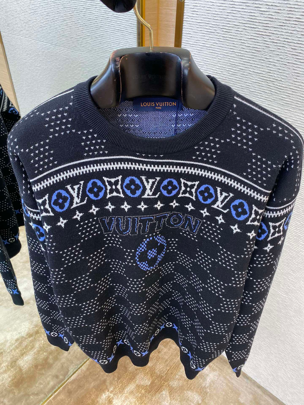 Louis Vuitton Sweatshirt