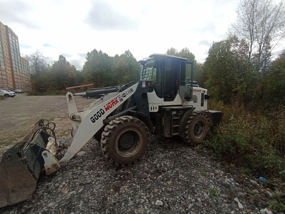 GOODWORK LX* Фронтальный погрузчик LX300F (Дизельный, 3,9 л, 95 л.с., МТ)