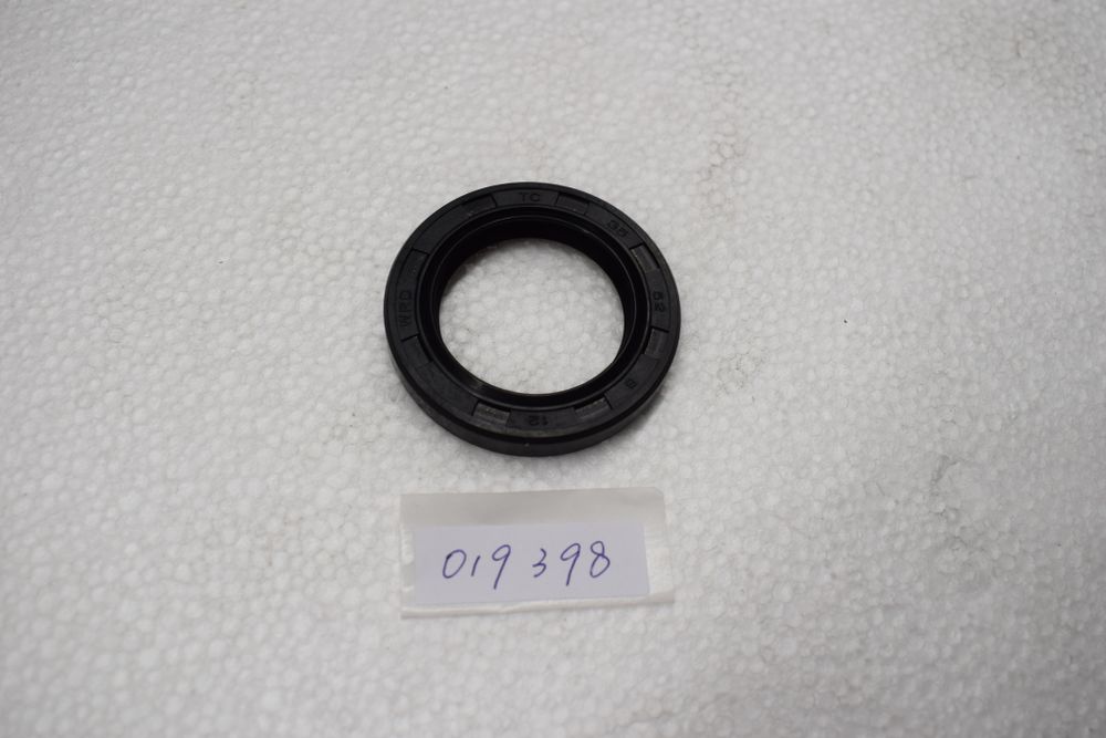 Сальник (35х52х7) коленвала S420(460)/Oil seal