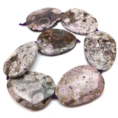 Яшма сиреневая ок.55х40 мм, крупные бусины с гранями