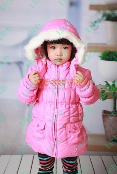 Пуховик детский с мехом на капюшоне