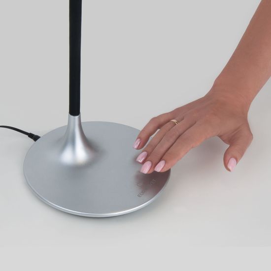 80422/1 / настольный светильник / серебристый