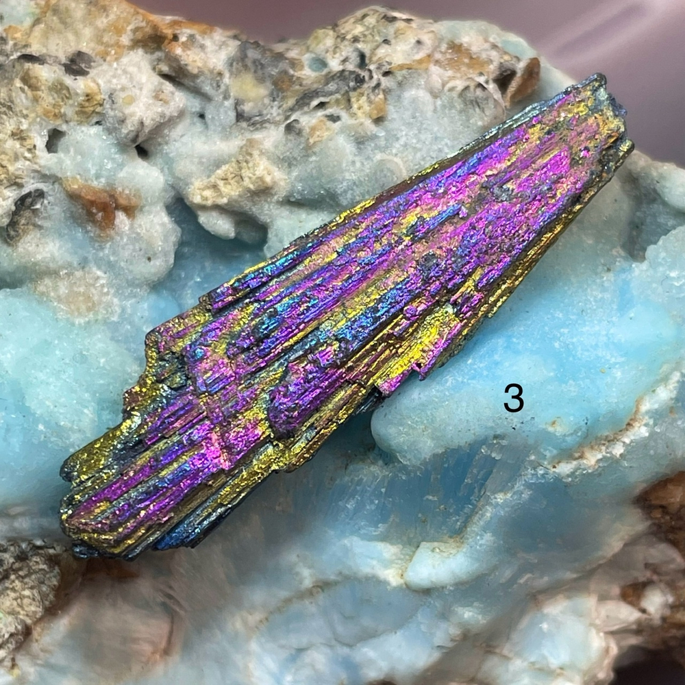 47648 Кианит черный с покрытием необработанный 32-39мм