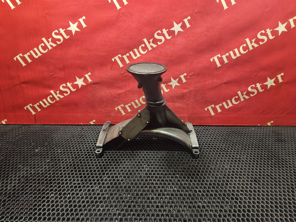 Маслозаборник