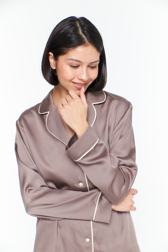 Блуза из тенселя с кантом мокко