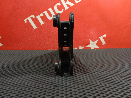 Кронштейн бампера левый