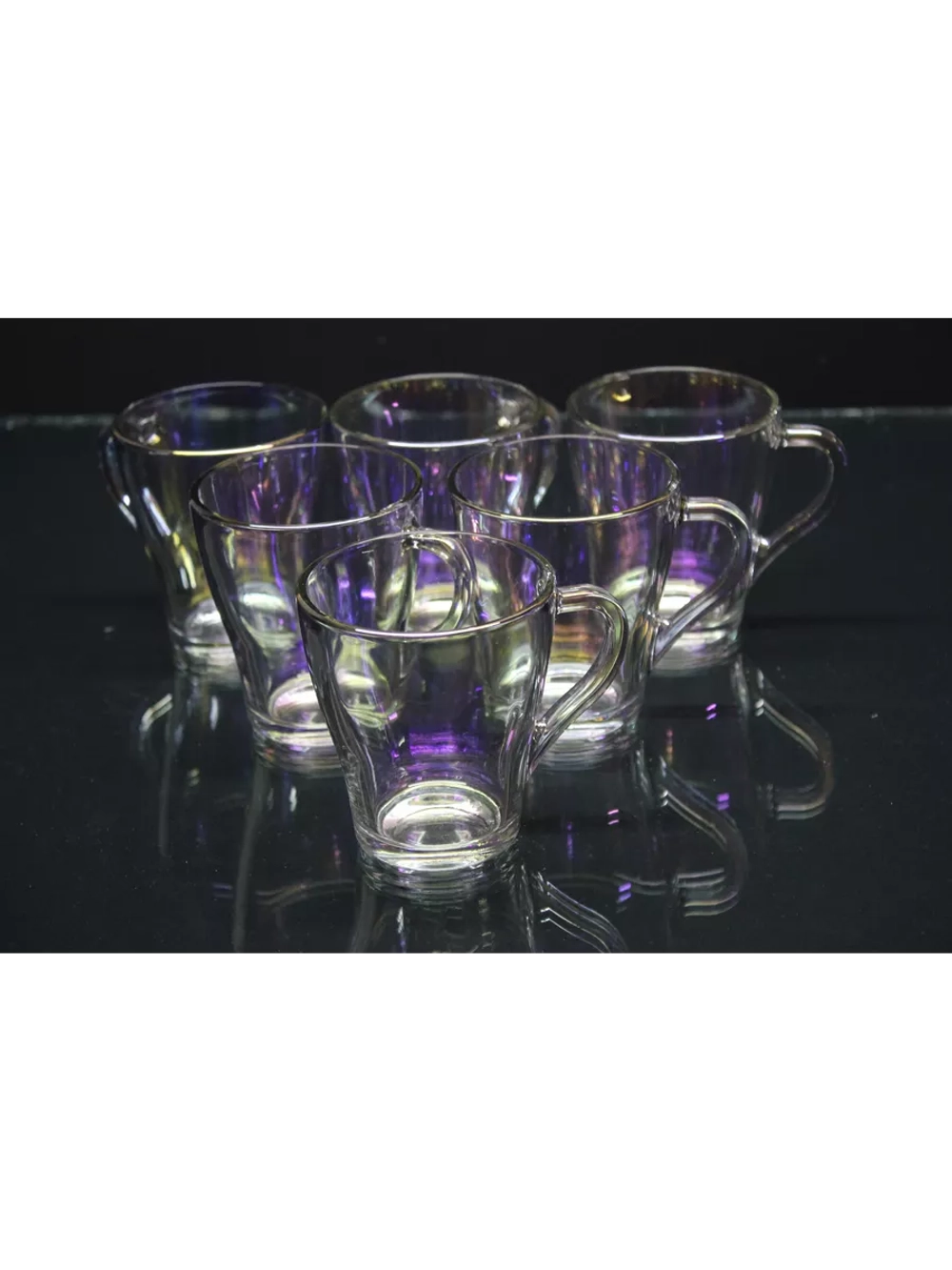 Набор кружек для чая и кофе.