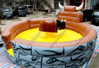 Надувной аттракцион Родео, бык+батут, черный с имитацией под кожу