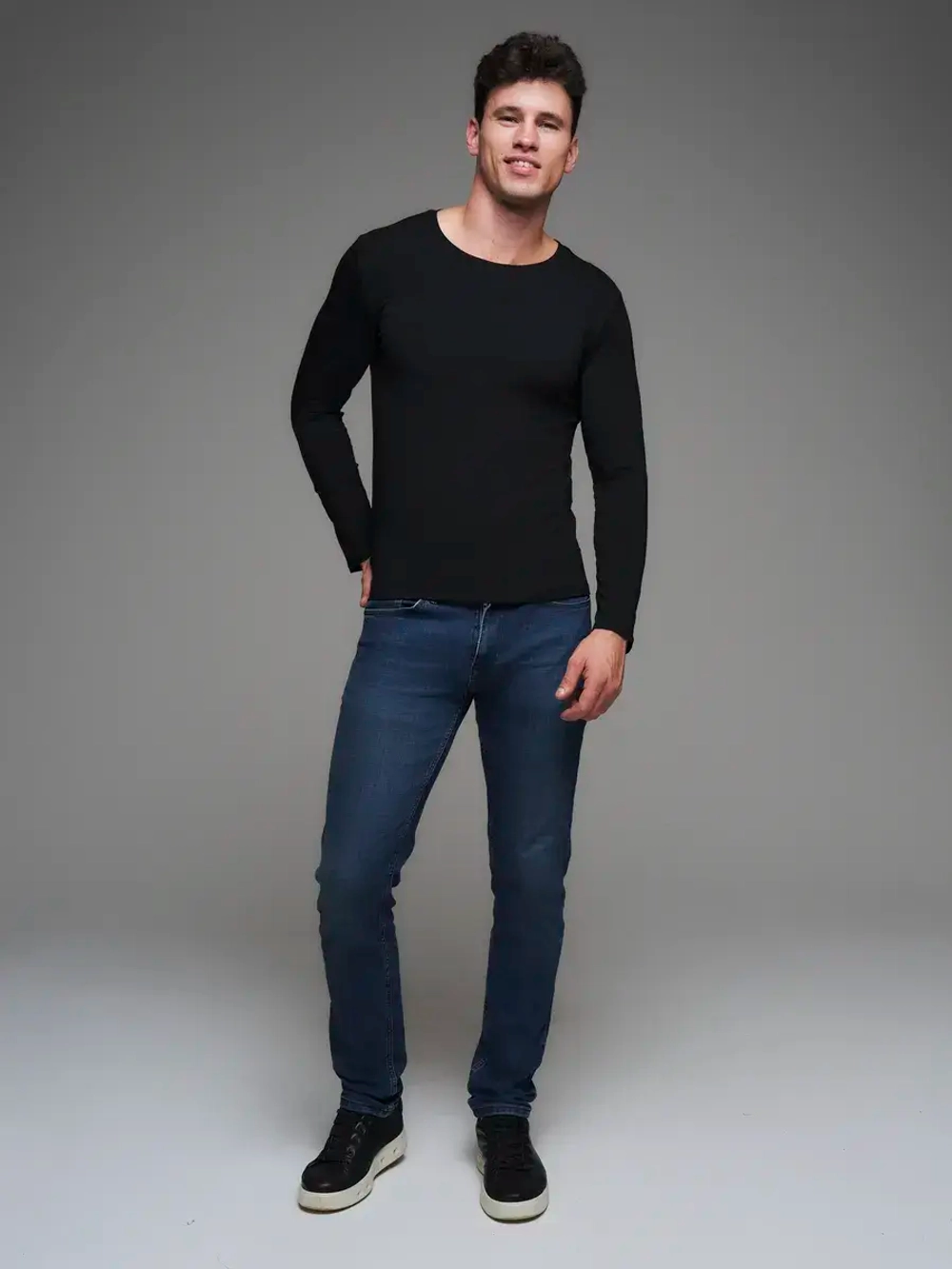 Лонгслив облегающий