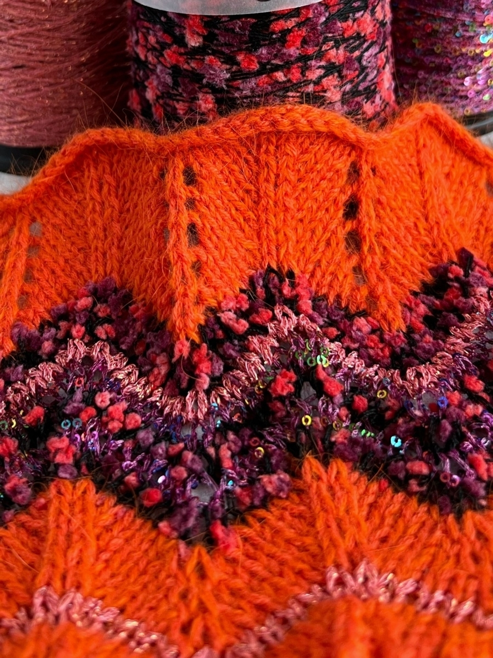 Трикотажная пряжа для вязания CARIOKA