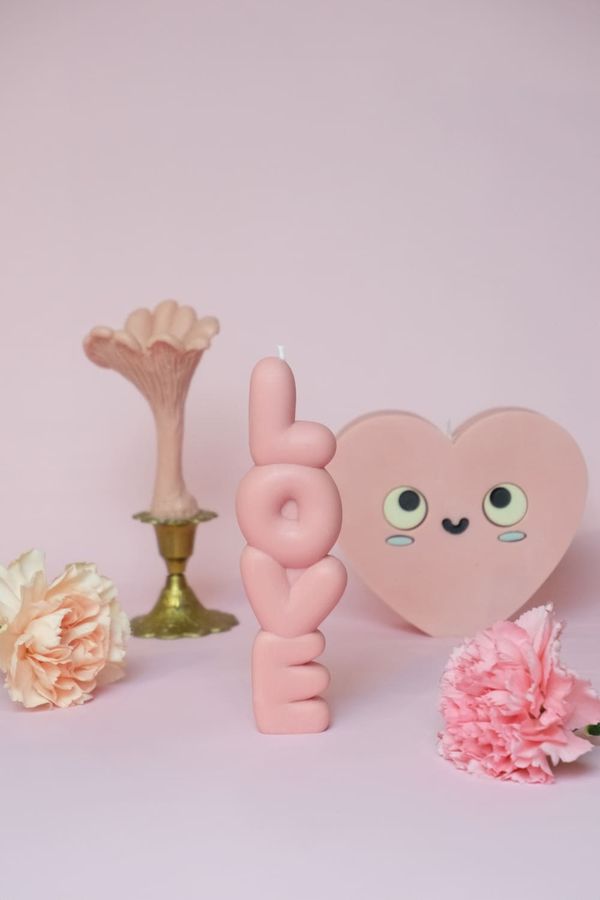 Свеча "Love" розовая (Черная смородина) - фото 2