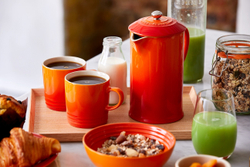 Le Creuset - Кружка с вишней 200 мл / артикул   70303200600099  / GTIN 843251105168
