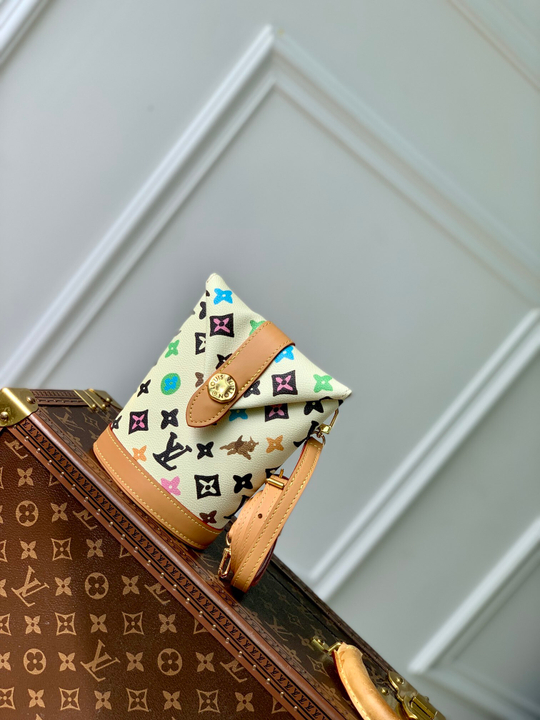 Louis Vuitton Envelope Pouch