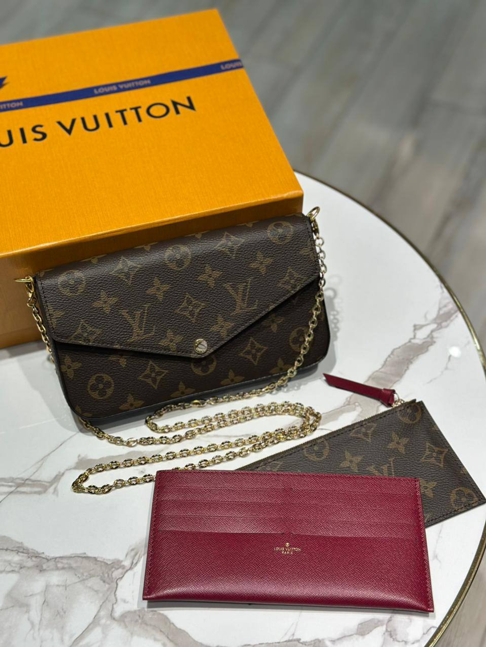 Сумка Louis Vuitton