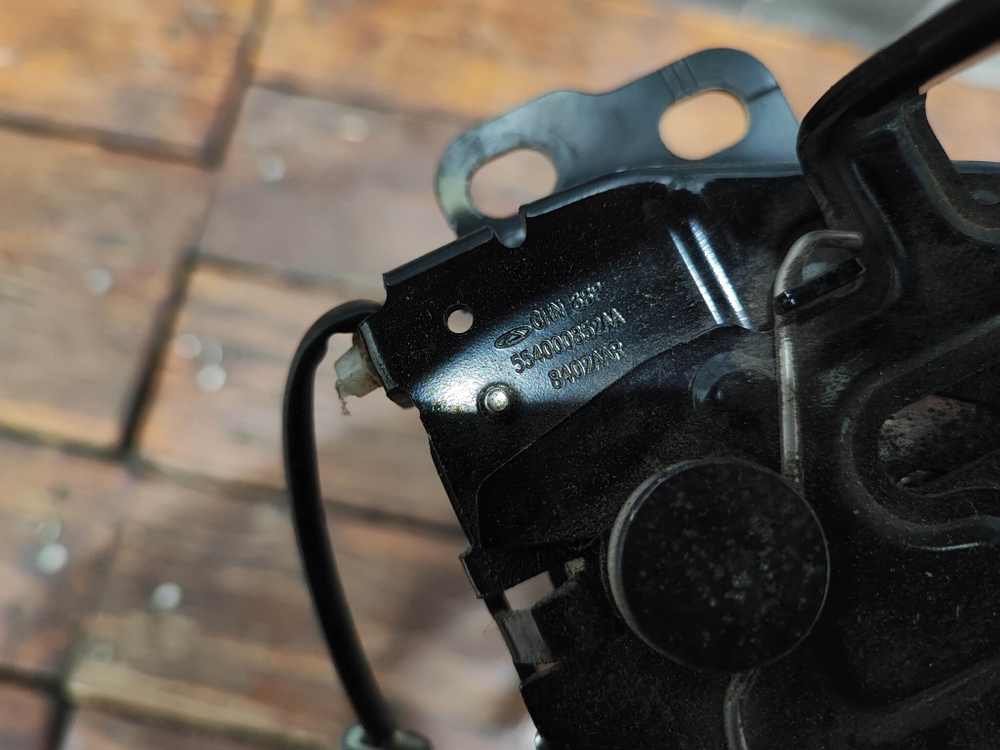 Замок капота Chery Tiggo 7 Pro, Tiggo 7 Pro Max 20-нв Б/У Оригинал 554000852AA