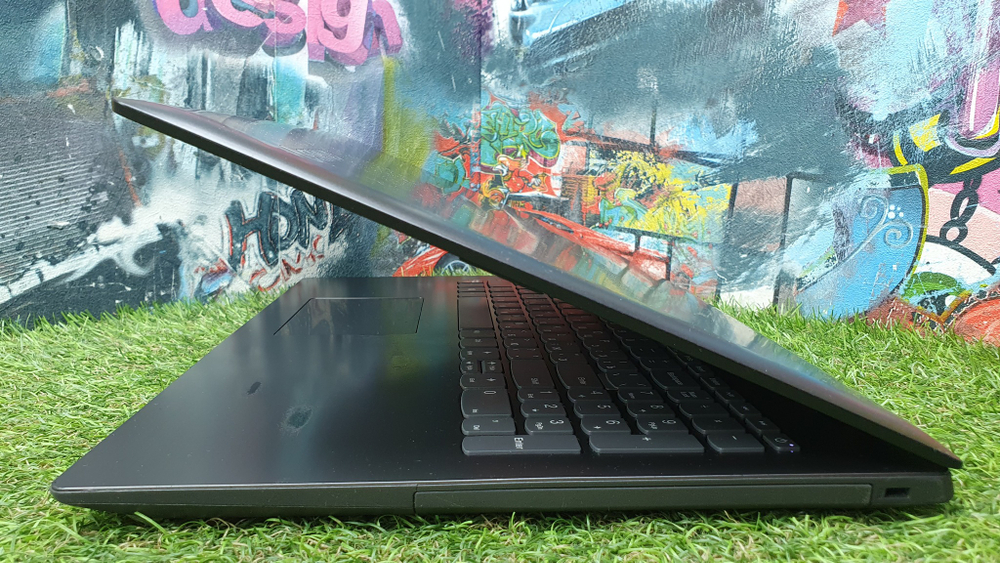 Игровой LENOVO Ryzen 3/4 Gb/Radeon 535 2 Gb/FHD