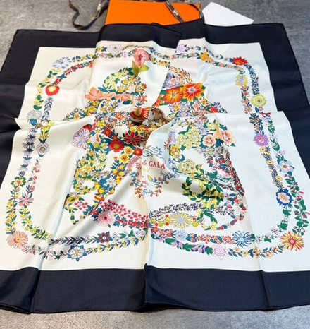 Платок Hermes