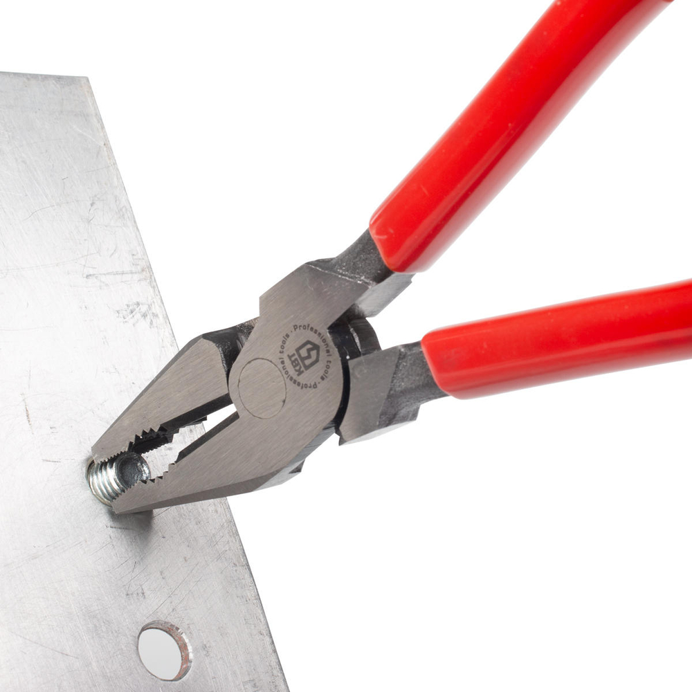 pliers_vampire_use_3_-2122477253.jpg