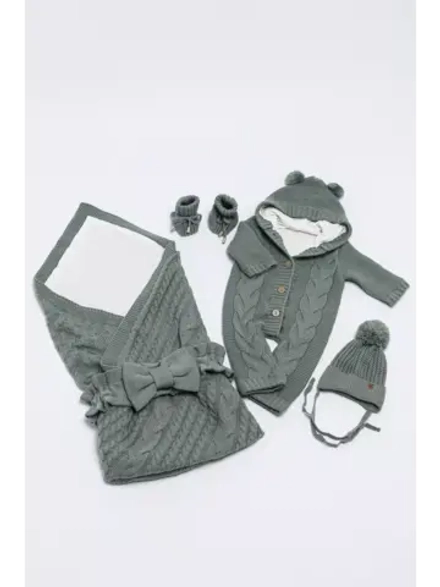 Конверт на выписку новорожденного весна-лето