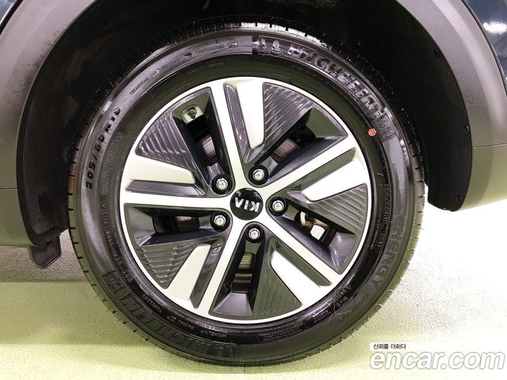 Kia The New Niro 1.6 HEV (03.2021)