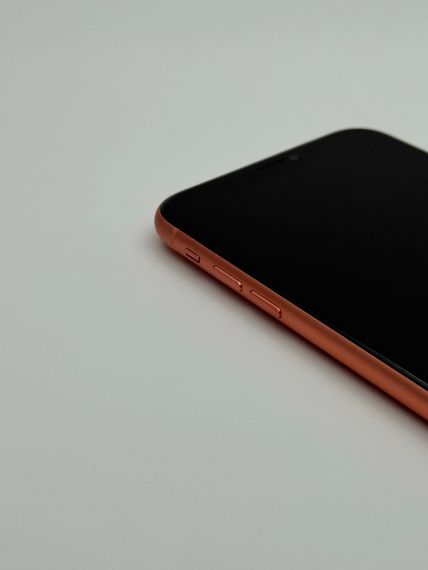 iPhone XR 64gb Coral