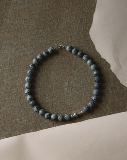колье core из серой яшмы