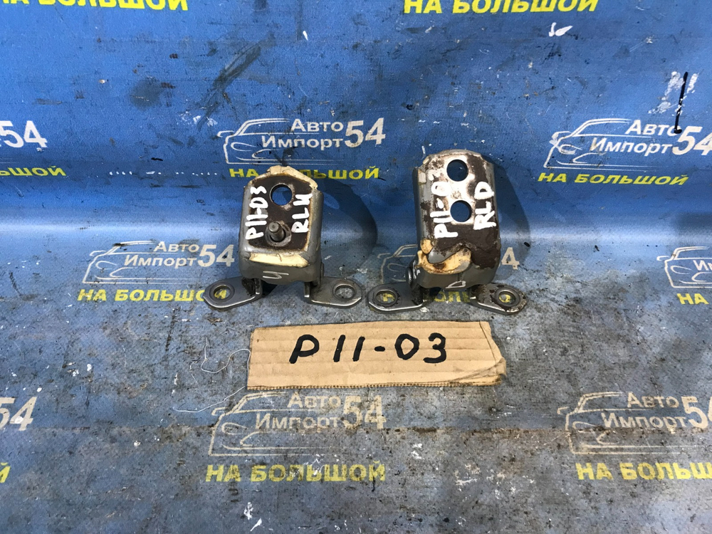 Петля двери задней левой NISSAN PRIMERA 1999