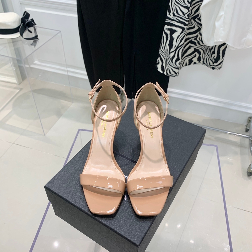 Saint Laurent Pumps