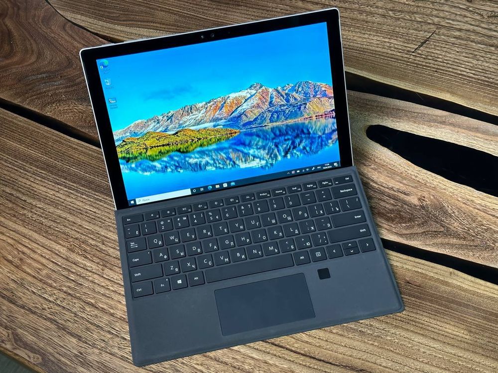 12.5" Ноутбук Microsoft Surface Pro 4 (2736x1824, Intel Core M3-6Y30, RAM 4ГБ,SSD 128ГБ,  Intel HD Graphics 515, Win 10Pro)