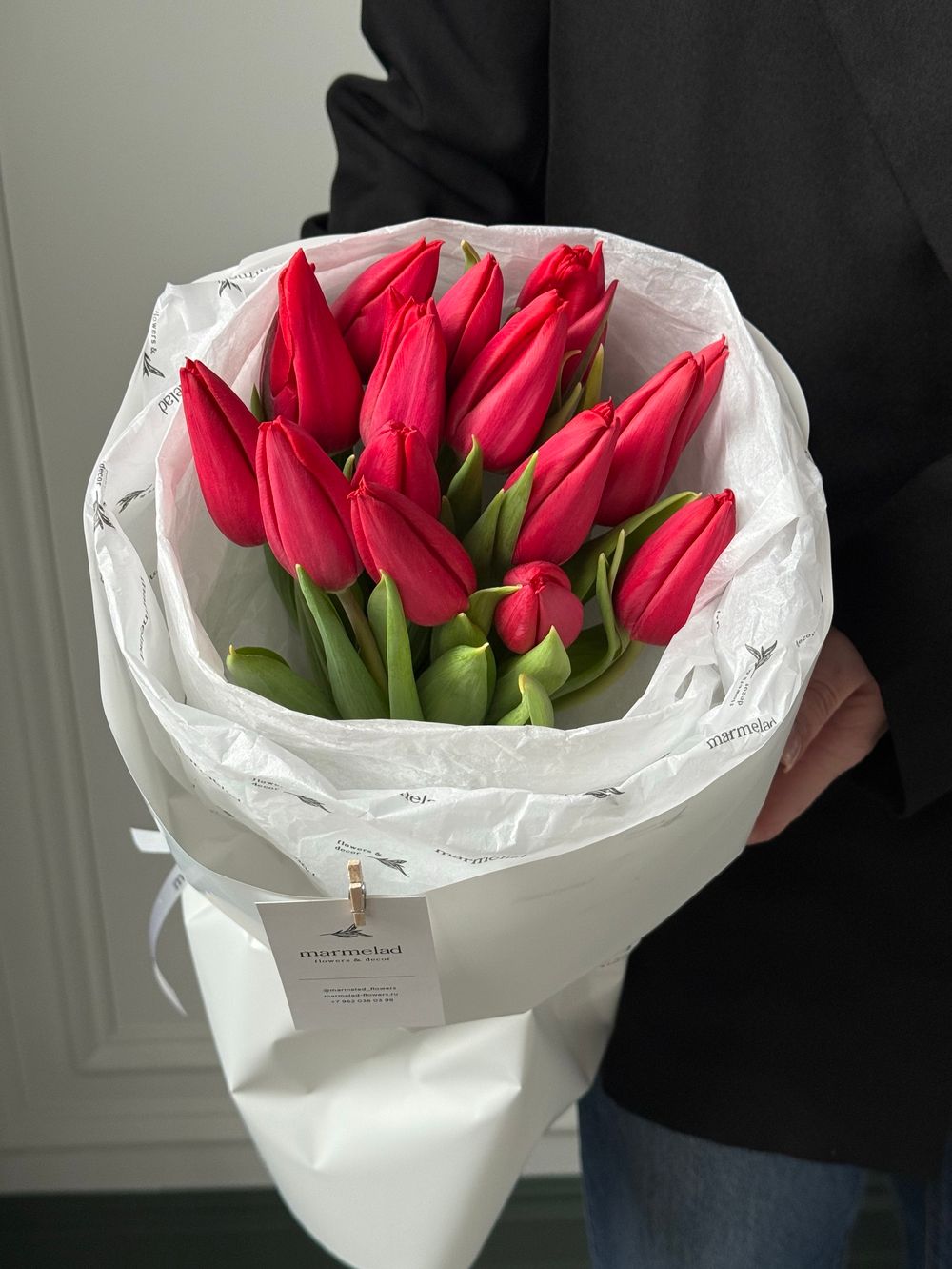 Букет из 15 красных тюльпанов