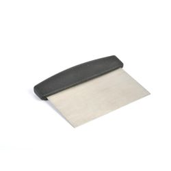 Скребок 15,3*7,5 см нерж. с пласт. ручкой черный Proff Chef Line