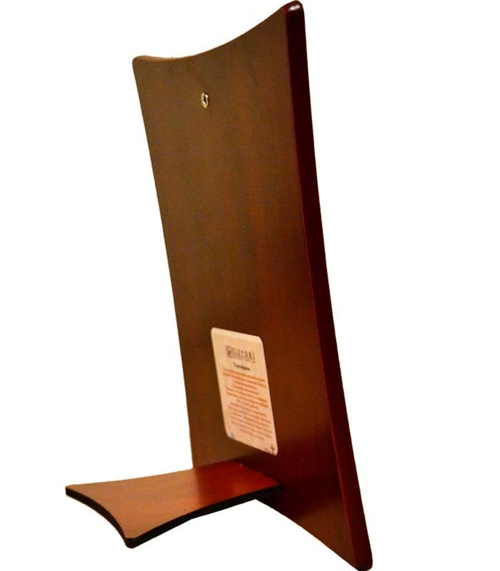 Икона Николая Чудотворца в серебре.