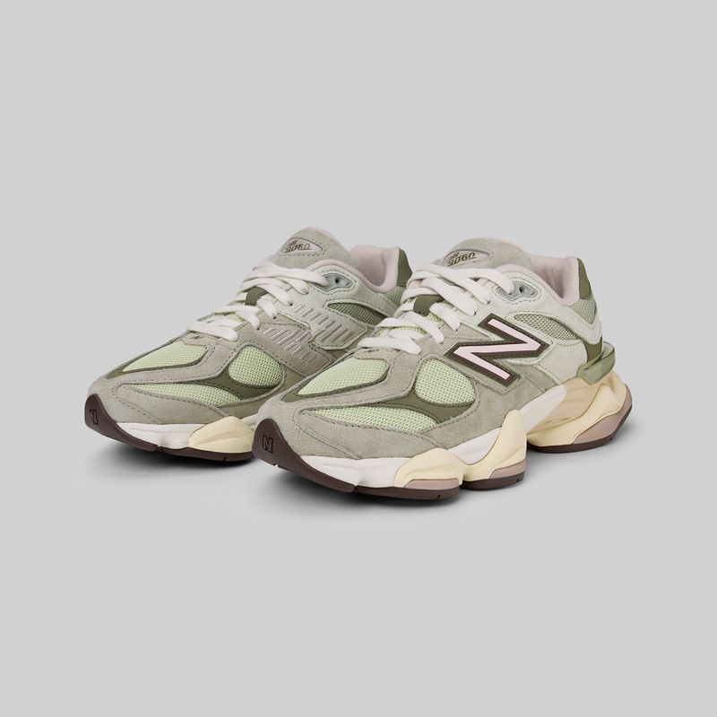 Кроссовки New Balance 9060 