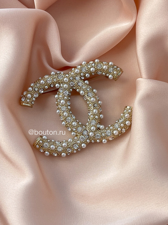 Брошь Шан. золотистая текстурная с жемчугом и стразами