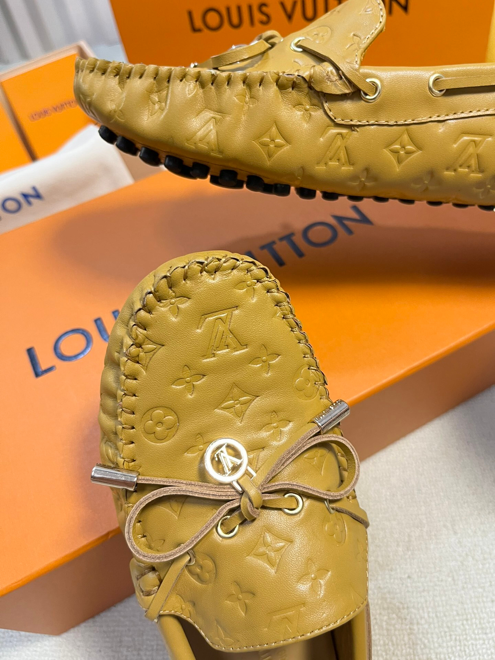 Louis Vuitton Mocassin