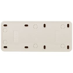 Розетка Intro Quadro 2-206-02 с заземлением тройная 3х2P+E 16А-250В IP20 ОУ слоновая кость | Intro Quadro