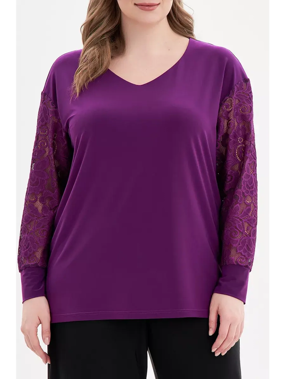 Блузка с кружевом