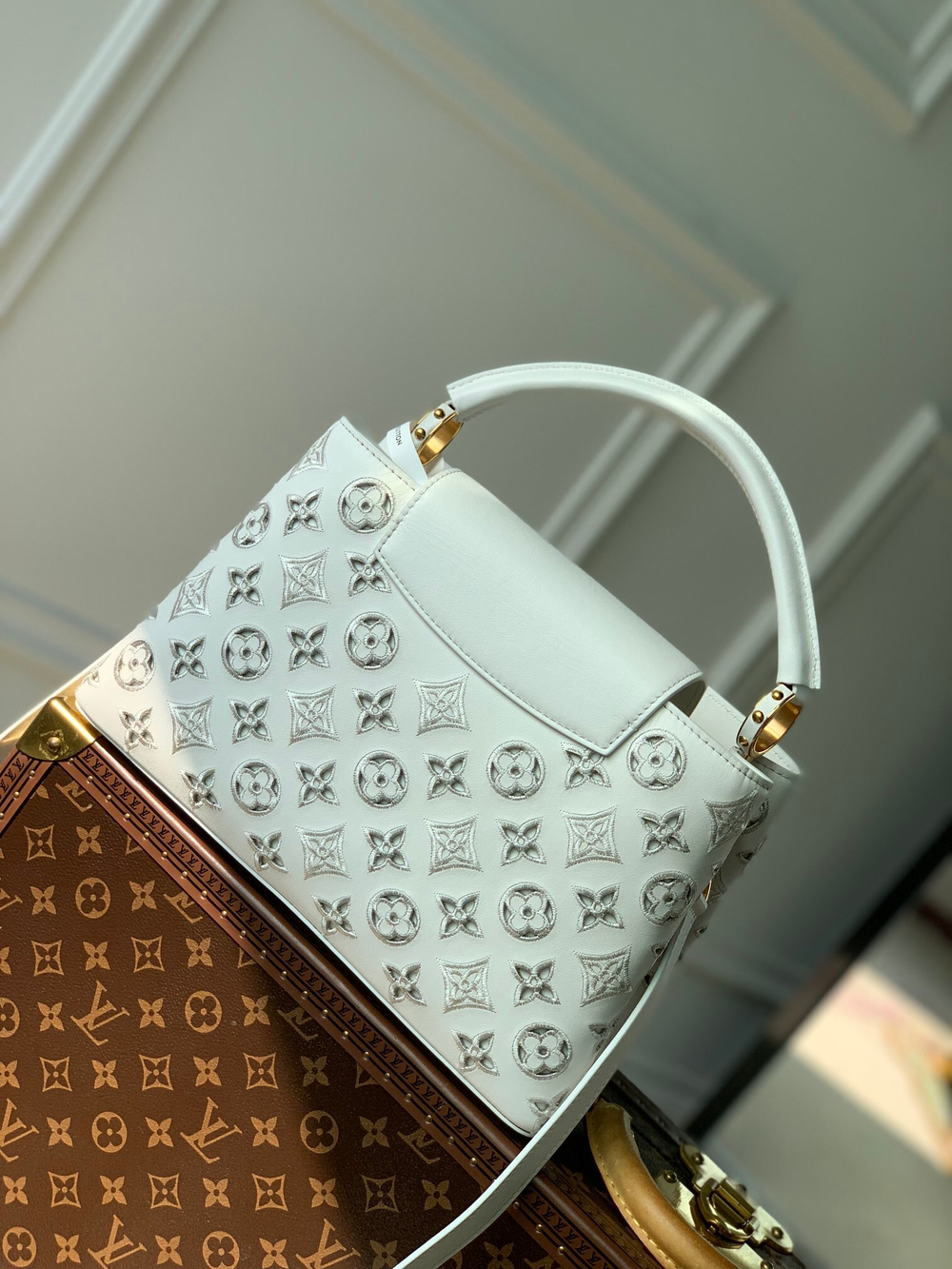 Louis Vuitton Capucines MM