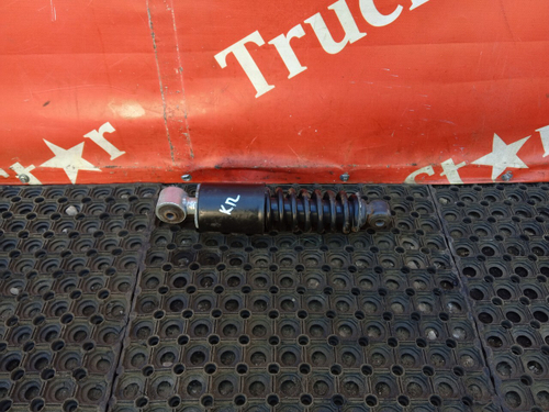 Амортизатор кабины передний 2018г.